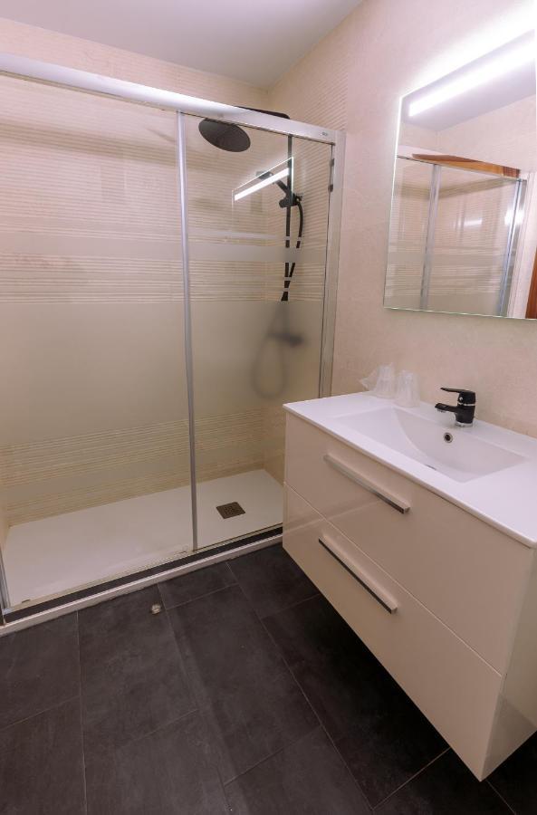 Pension Venecia Pinto Bagian luar foto