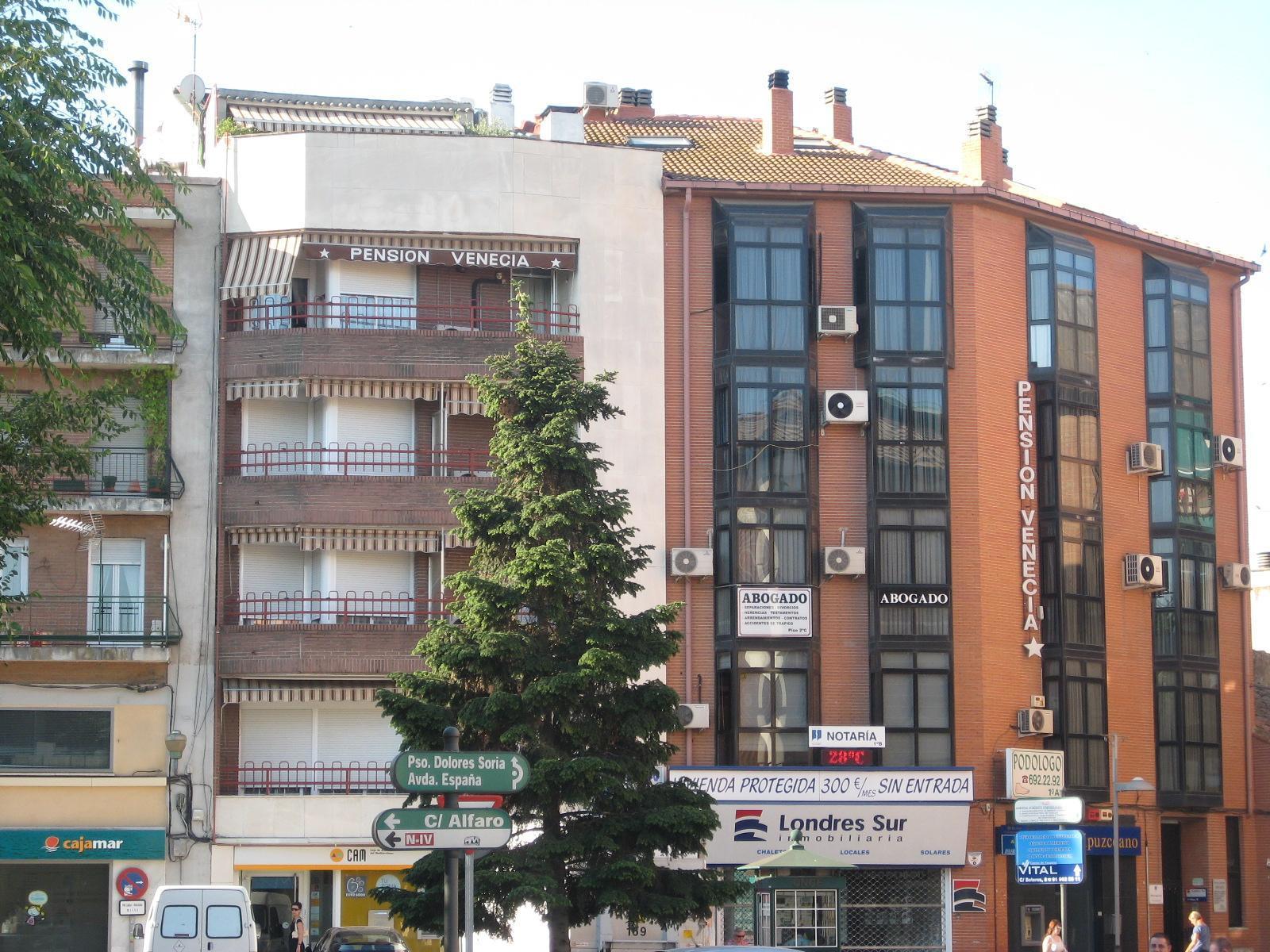 Pension Venecia Pinto Bagian luar foto