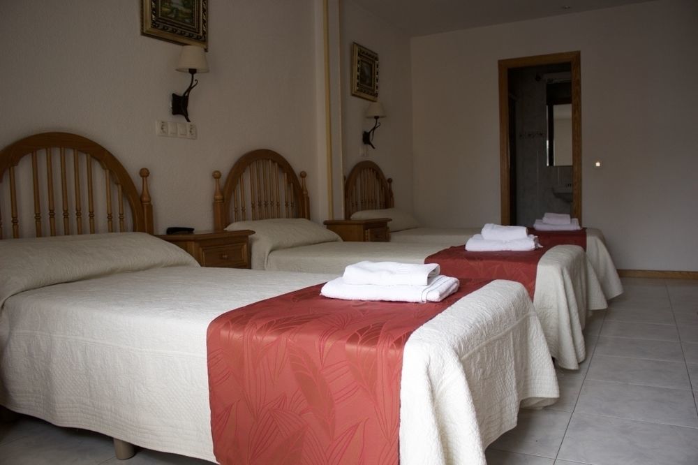 Pension Venecia Pinto Bagian luar foto