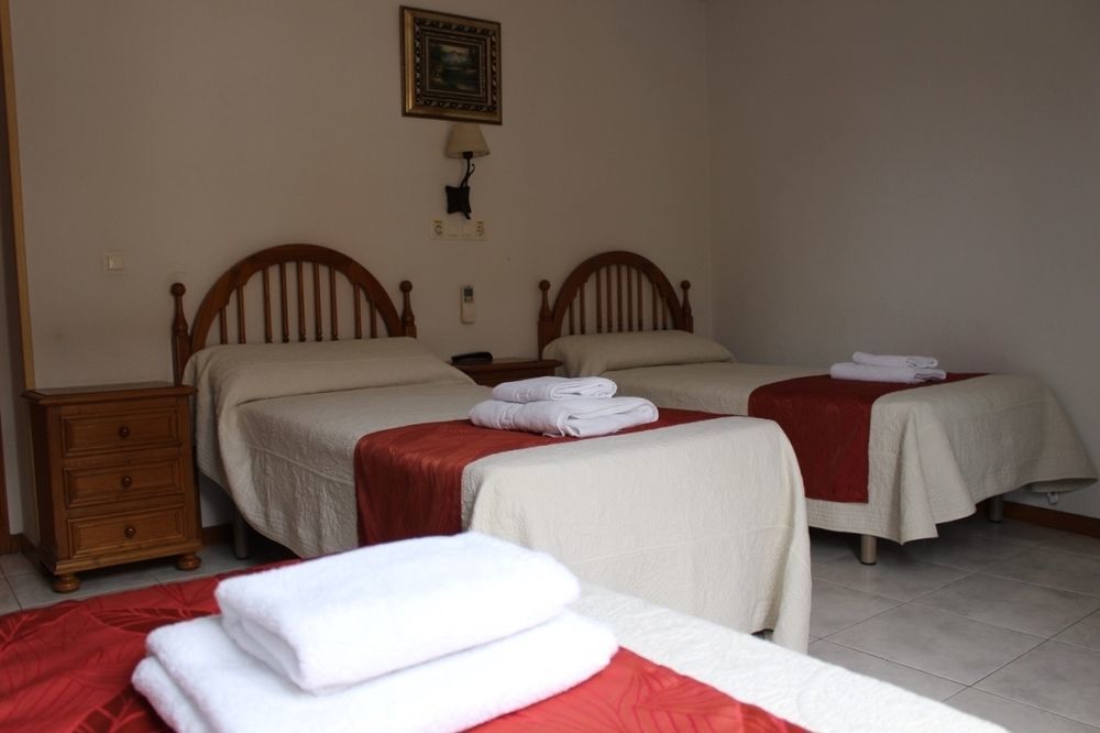 Pension Venecia Pinto Bagian luar foto